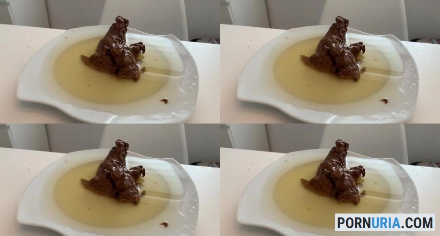 Devil Sophie - Breakfast is ready - I come kack and piss your plate full [FullHD 1080p] MDH Pissing
