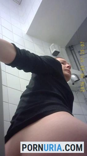 hidden camera in the women's toilet of the institute [SD]