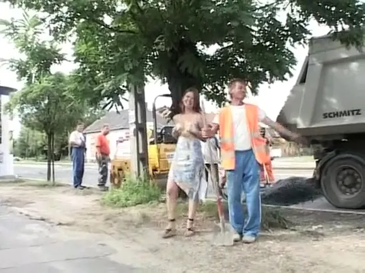Pissing on the Streets #15 - Public Czech Hungarian Finale 384p